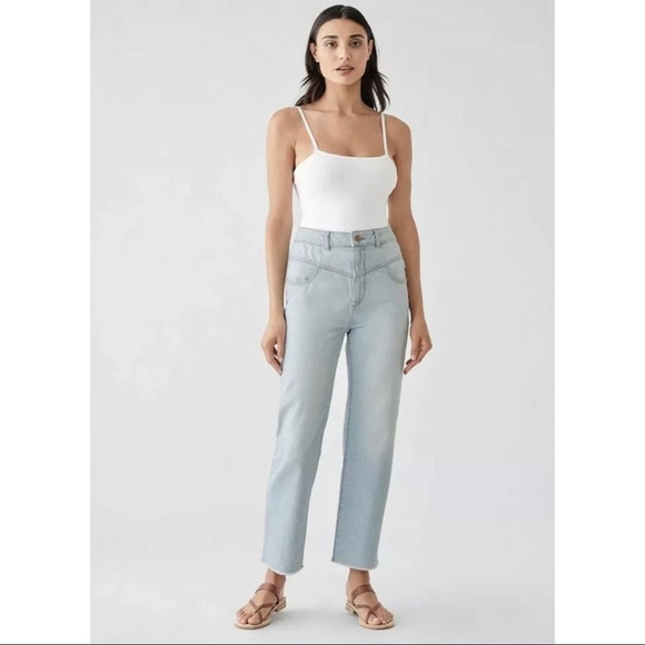 DL1961 Jerry High Rise Vintage Straight Jean Light Wash Raw Hem Size 28 - Picture 1 of 11